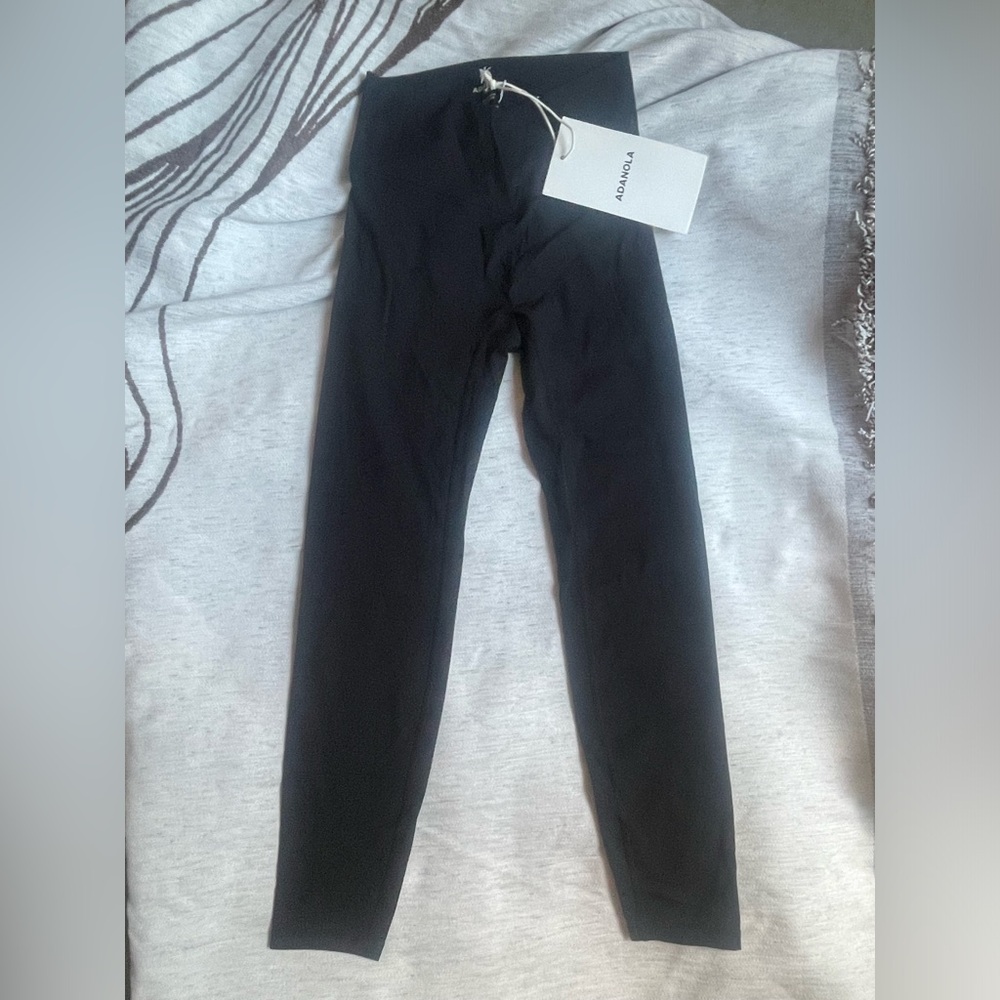 NWT Anadola cross front black leggings SMALL